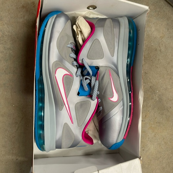 Lebron 9 Low Fireberry Size 13